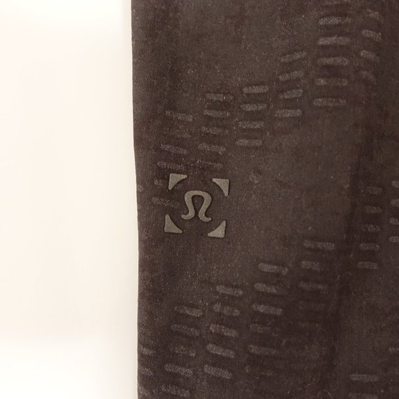 Lulumenon Men's T.H.E. Shorts Black Large - Picture 3 of 11